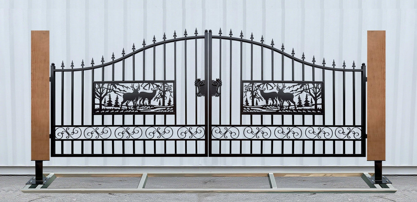 Single Timber Posts Metal Driveway Gate – Rectangular Deer