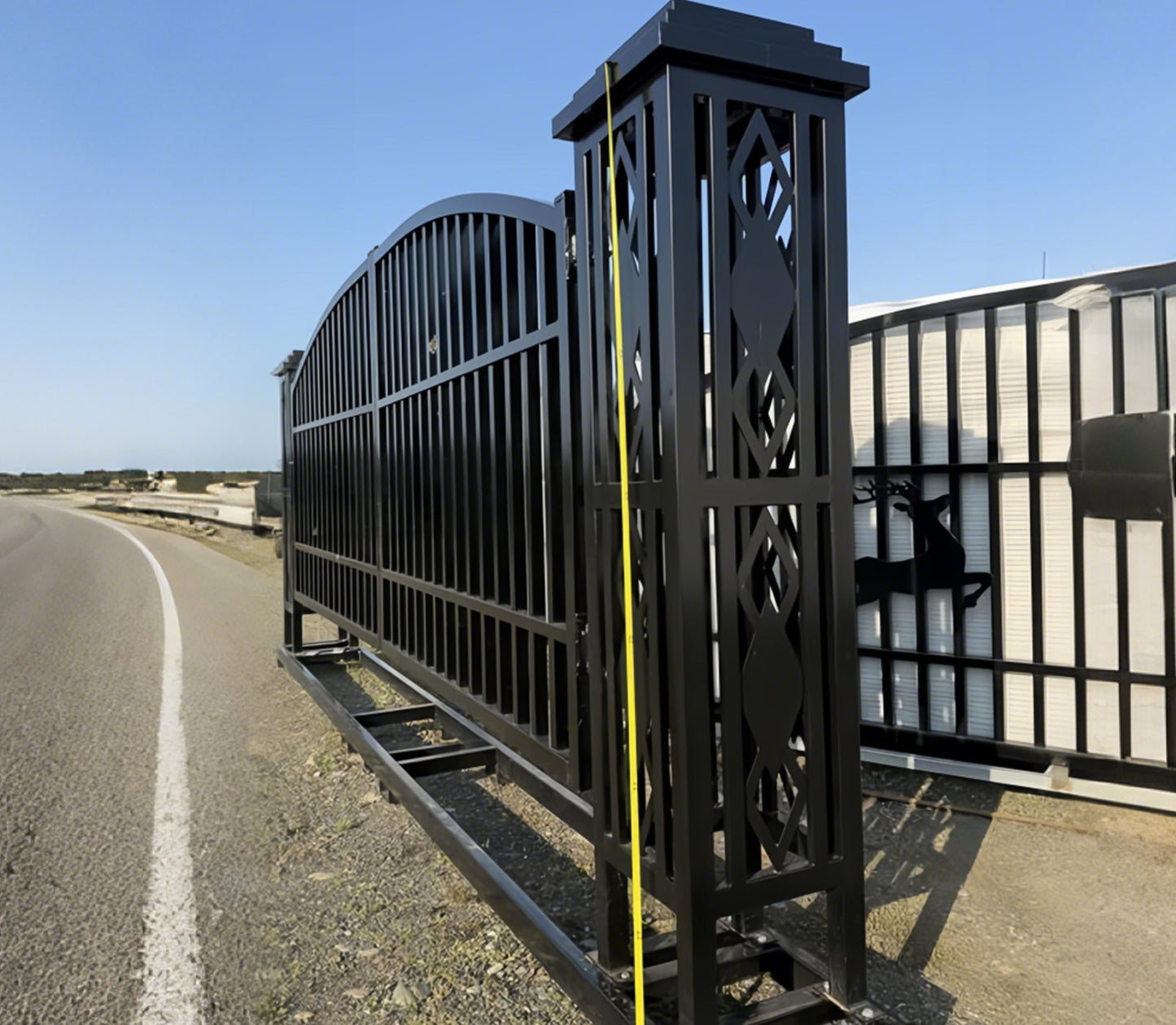 20ft Wrought Steel Garden Driveway Gate with Ornamental Post - D